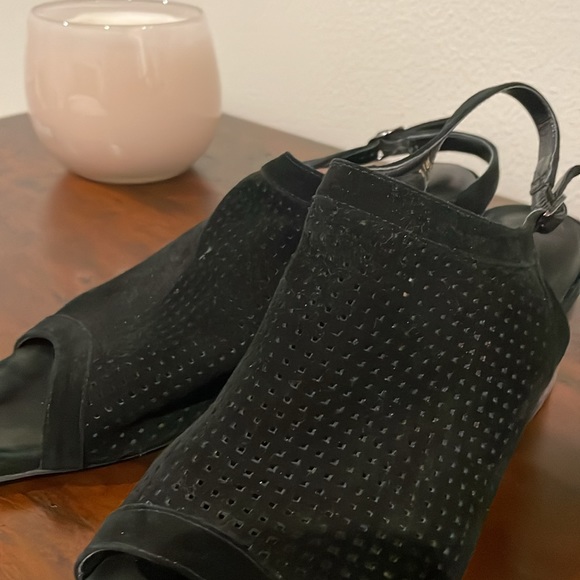 Vaneli black suede vaneli sandals size 11m - Picture 7 of 8